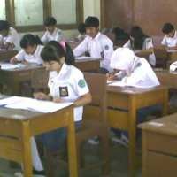 Alasan Tidak Jelas, UN Ulangan Tetap Dilakukan