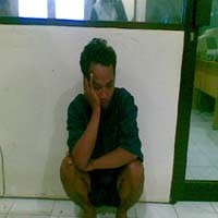 Belum Menjambret, Adi Keburu Ditangkap