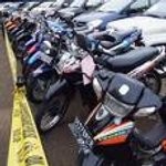 Butuh Jajan, Dua ABG Larikan Sepeda Motor