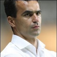 Wigan Bernostalgia dengan Pelatih Muda