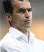 Wigan Bernostalgia dengan Pelatih Muda