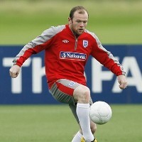 Capello Kabulkan Permintaan Rooney