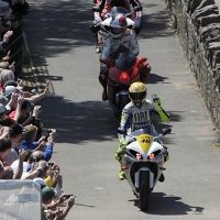 Rossi Nikmati Ngebut di Pegunungan 