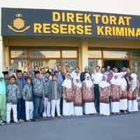 Puluhan Pengurus Panti Asuhan Geruduk Polda