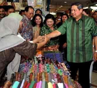 SBY Kunjungi Pasar Tanah Abang