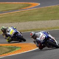 Saat Rossi Terancam Rekan Sendiri