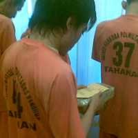 Polisi Gulung Lima Pengedar dan Pengguna Ganja