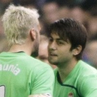 Arsenal Ikat Fabianski Lebih Lama