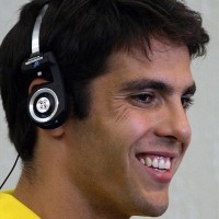 Puyol: Cukup Kaka dan Ronaldo Saja