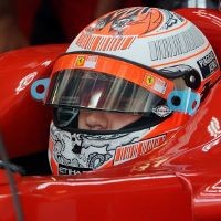 Raikkonen Belum Mau Menyerah