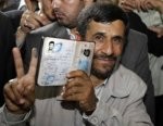 Raih 62,6 % Suara, Ahmadinejad Kembali Pimpin Iran