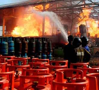 Depot Elpiji Pertamina Terbakar
