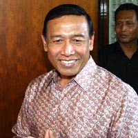 Wiranto Terima Dukungan Suporter Sepak Bola