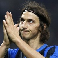 Ibra dan Etoo Tidak akan Pindah 