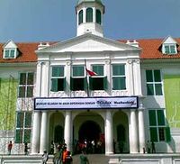 Mari Menjelajah Kota Tua