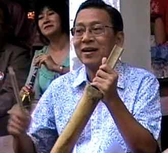 Boediono Kampanye di Seniman Lima Gunung