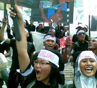 Pekerja Seni Jakarta Demo di HI