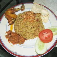 Sedapnya Nasi Kebuli Racikan Betawi