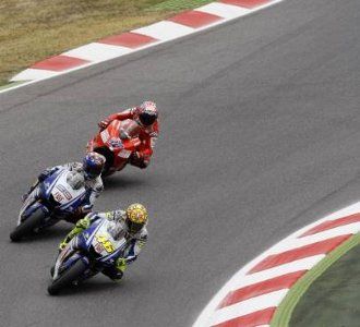 Manuver Penentu Juara Rossi