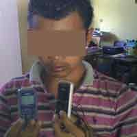 Berdalih Upah Cekak, Kernet Truk Gasak Ponsel Sopir