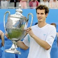 Murray Juara Queens Clubs Championship