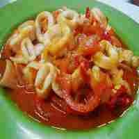 Nyam..Nyam.. Cumi Goreng dan Udang Bakar!