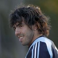 Ancelotti Dekati Tevez Lewat Telepon