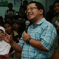 Onno: Selamat Tinggal Telepon Mahal!