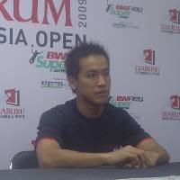 Lin Dan Singkirkan Andre Kurniawan