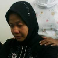 Tuntut Pencabutan UU ITE, Ibu-ibu Demo Sidang Prita