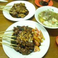 Nyate di Pejompongan, Yuk!