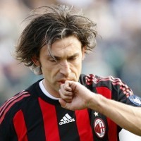 Pirlo Sibak Peluang Gabung Chelsea