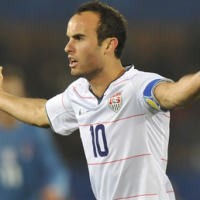 Pemain Brasil Manusia Biasa