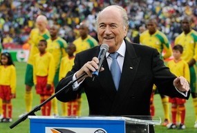 Monitor TV Dihilangkan dari Tepi Lapangan