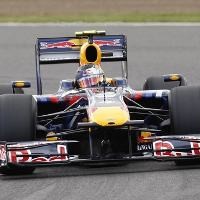 Vettel-Webber Masih Terdepan