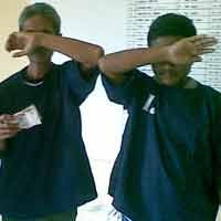 Penghasilan Cekak, Duo Suwito Kompak Nogel