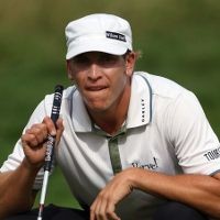 Bikin Rekor, Pegolf Rookie Memimpin 