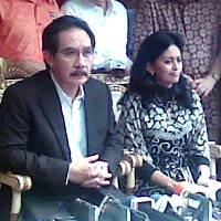 Peneror Istri Antasari Bukan dari Nomor HP Nasrudin & Rhani