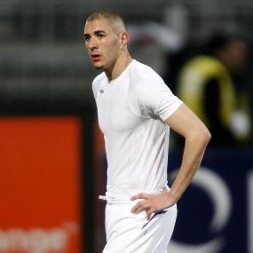 Benzema Belum Tertarik ke MU