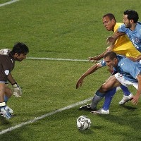 Brasil Permalukan Italia