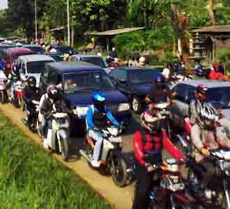 Mengular Hingga ke Margonda