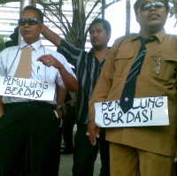 700 Pemulung Bantar Gebang Beraksi di Balaikota