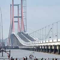 20 Kendaraan Ditilang di Jembatan Suramadu