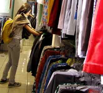 Satu Tempat Tapi Banyak Merek