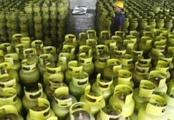 Kompor 3 Kg Meleduk di Kebayoran Lama, 1 Orang Tewas