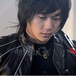 Seventeen Nantikan Aksi Wayne Rooney di Senayan