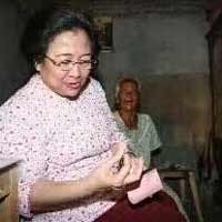 Bu Sugimin, Pengasuh Mega Kala Yogyakarta Mencekam 