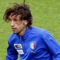 Pirlo Ingin Terus Hormati Kontrak