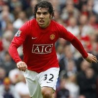 Tevez Pertimbangkan Tawaran Tiga Klub