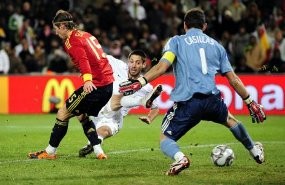 Xabi Angkat Topi untuk Paman Sam